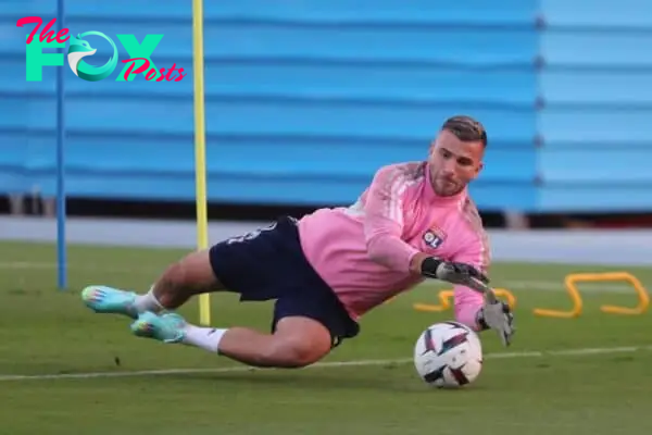 DUBAI, UNITED ARAB EMIRATES - Tuesday, December 6, 2022: Olympique Lyonnais’ goalkeeper Anthony Lopes during a training session in the United Arab Emirates ahead of the Dubai Super Cup. The tournament will feature Liverpool FC, AC Milan, Olympique Lyonnais and Arsenal FC and take place in the Al Maktoum Stadium in Dubai. (Handout pic by Dubai Super Cup)