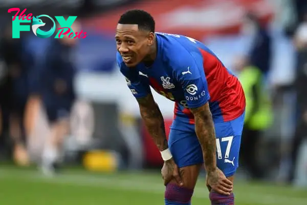 LONDON, ENGLAND - Saturday, December 19, 2020: Crystal Palace's Nathaniel Clyne looks dejected during the FA Premier League match between Crystal Palace FC and Liverpool FC at Selhurst Park. (Pic by David Rawcliffe/Propaganda)