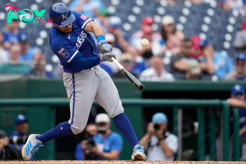 WASHINGTON, DC - SEPTEMBER 26: Tommy Pham #22 of the Kansas City Royals hits an RBI-single against the Washington Nationals during the third inning at Nationals Park on September 26, 2024 in Washington, DC.   Jess Rapfogel/Getty Images/AFP (Photo by Jess Rapfogel / GETTY IMAGES NORTH AMERICA / Getty Images via AFP)