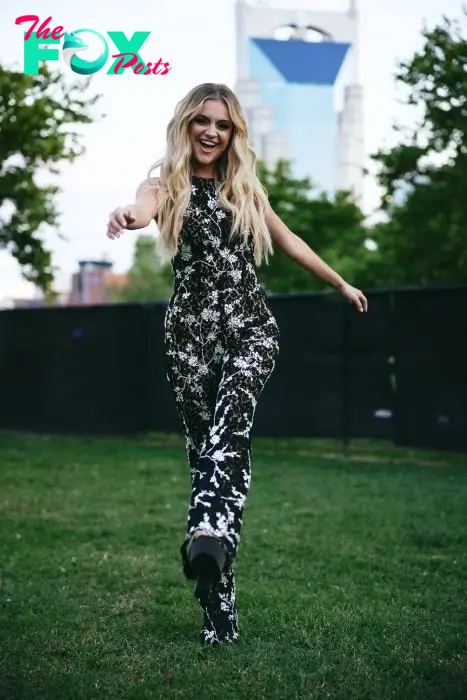 kelsea cma fest 2