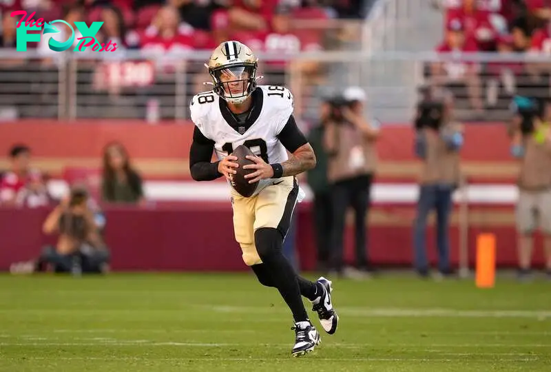 While Saints quarterback Derek Carr is considered "week to week" with an oblique injury, New Orleans looks to rookie QB Spencer Rattler to fill in.