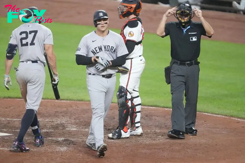 BALTIMORE, MARYLAND - APRIL 29: Anthony Rizzo #48 of the New York Yankees walks back to the dug out after striking out in the sixth inning during a baseball game against the Baltimore Orioles at Oriole Park at Camden Yards on April 29, 2024 in Baltimore, Maryland.   Mitchell Layton/Getty Images/AFP (Photo by Mitchell Layton / GETTY IMAGES NORTH AMERICA / Getty Images via AFP)