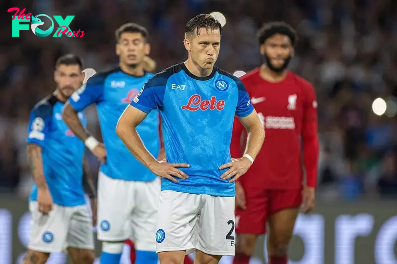 NAPLES, ITALY - Wednesday, September 7, 2022: SSC Napoli's Piotr Zieli?ski prepares to take a penalty kick during the UEFA Champions League Group A matchday 1 game between SSC Napoli and Liverpool FC at the Stadio Diego Armando Maradona. Napoli won 4-1. (Pic by David Rawcliffe/Propaganda)