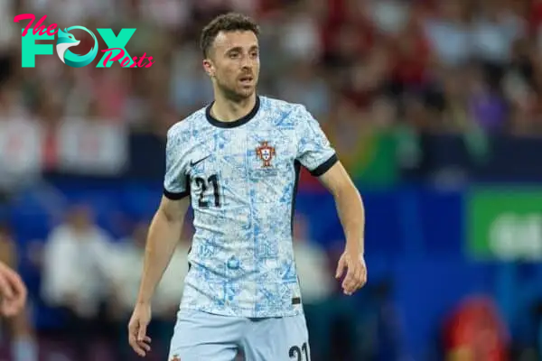 GELSENKIRCHEN, GERMANY - Wednesday, June 26, 2024: Portugal's Diogo Jota during the UEFA Euro 2024 Group F match between Georgia and Portugal at the Arena AufSchalke. (Photo by David Rawcliffe/Propaganda)