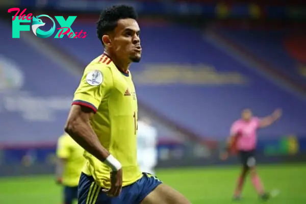 2G6XJ8M Luis Diaz da Colombia, comemora o seu gol durante a partida entre Argentina e Colombia, pela semifinal da Copa America 2021, nesta terca-feira 06. / PRESSINPHOTO