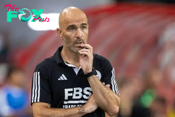 SINGAPORE - Sunday, July 30, 2023: Leicester City's manager Enzo Maresca during a pre-season friendly match between Liverpool FC and Leicester City FC at the Singapore National Stadium. (Pic by David Rawcliffe/Propaganda)