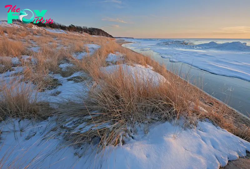 Saugatuck Dunes State Park