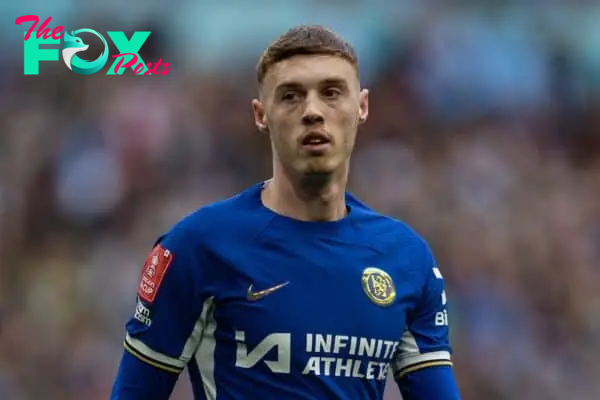 LONDON, ENGLAND - Saturday, April 20, 2024: Chelsea's Cole Palmer during the FA Cup Semi-Final between Manchester City FC and Chelsea FC at Wembley Stadium. Man City won 1-0. (Photo by David Rawcliffe/Propaganda)