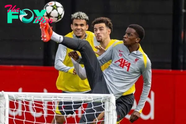 LIVERPOOL, ENGLAND - Tuesday, October 1, 2024: Liverpool's (L-R) Luis Díaz, Curtis Jones and Trey Nyoni during a training session at the AXA Training Centre ahead of the UEFA Champions League match between Liverpool FC and Bologna FC. (Photo by David Rawcliffe/Propaganda)