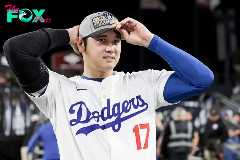 Los Angeles (United States), 21/10/2024.- The Dodgers' Shohei Ohtani after winning game six of the Major League Baseball (MLB) National League Championship Series between the New York Mets and the Los Angeles Dodgers in Los Angeles, California, USA, 20 October 2024. After winning the National League Championship Series, the Los Angeles Dodgers will face the New York Yankees in the upcoming World Series. (Liga de Campeones, Nueva York) EFE/EPA/ALLISON DINNER
