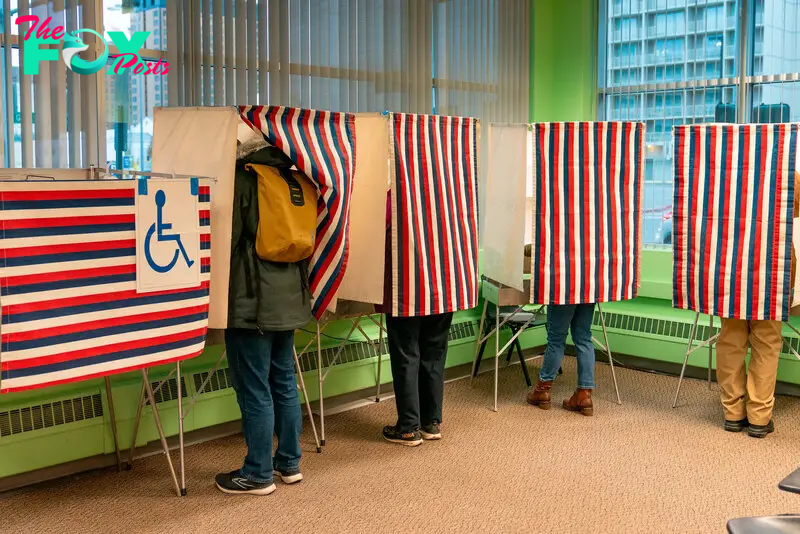 Early and absentee voting begins in Alaska for US presidential elections