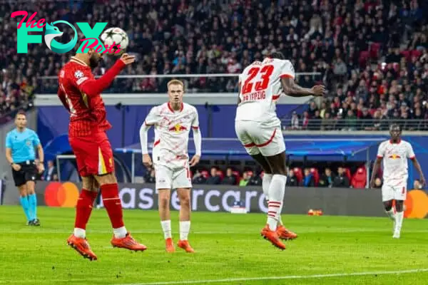 LEIPZIG, GERMANY - Wednesday, October 23, 2024: Liverpool's Mohamed Salah scores the opening goal with a header during the UEFA Champions League Match Day 3 game between RB Leipzig and Liverpool FC at the Red Bull Arena. (Photo by David Rawcliffe/Propaganda)