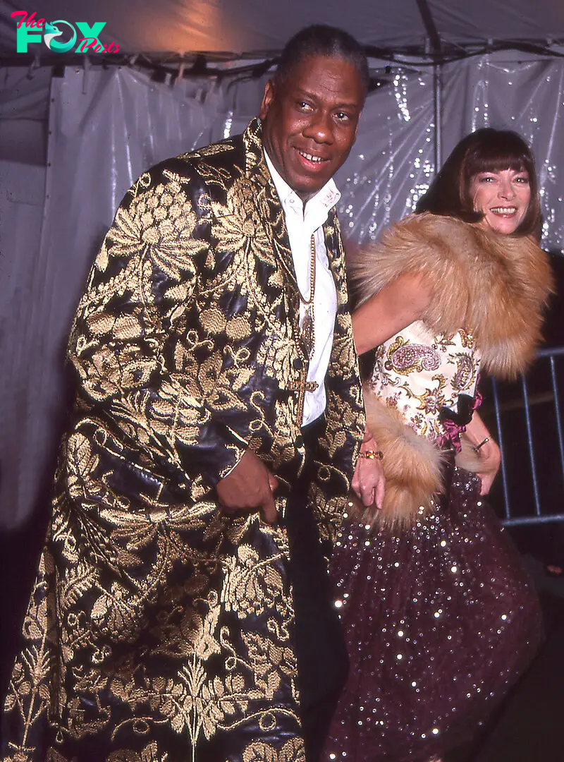 Editor-at-large Andre Leon Talley and editor-in-chief Anna Wintour attend the Costume Institute gala at the Metropolitan Museum of Art, New York, 1999.