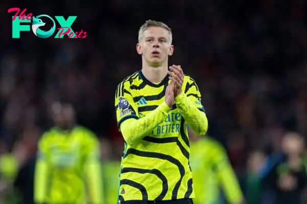 LIVERPOOL, ENGLAND - Saturday, December 23, 2023: Arsenal's Oleksandr Zinchenko applauds the supporters after the FA Premier League match between Liverpool FC and Arsenal FC at Anfield. (Photo by David Rawcliffe/Propaganda)