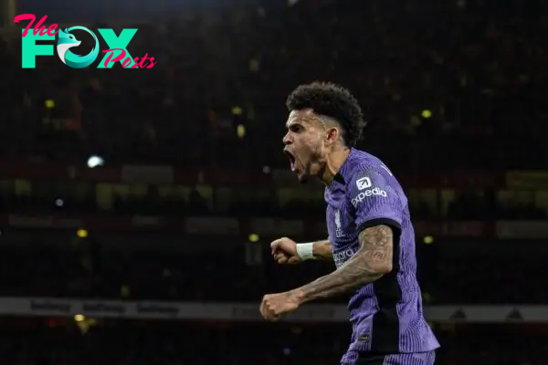 LONDON, ENGLAND - Sunday, February 4, 2024: Liverpool's Luis Díaz celebrates his side's first equalising goal during the FA Premier League match between Arsenal FC and Liverpool FC at the Emirates Stadium. (Photo by David Rawcliffe/Propaganda)