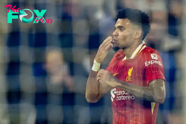 BRIGHTON & HOVE, ENGLAND - Wednesday, October 30, 2024: Liverpool's Luis Díaz celebrates after scoring the third goal during the Football League Cup 4th Round match between Brighton & Hove Albion FC and Liverpool FC at the AMEX Community Stadium. (Photo by David Rawcliffe/Propaganda)