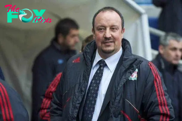 MANCHESTER, ENGLAND - Sunday, February 21, 2010: Liverpool's manager Rafael Benitez prepares to see his side take on Manchester City during the Premiership match at the City of Manchester Stadium. (Photo by: David Rawcliffe/Propaganda)