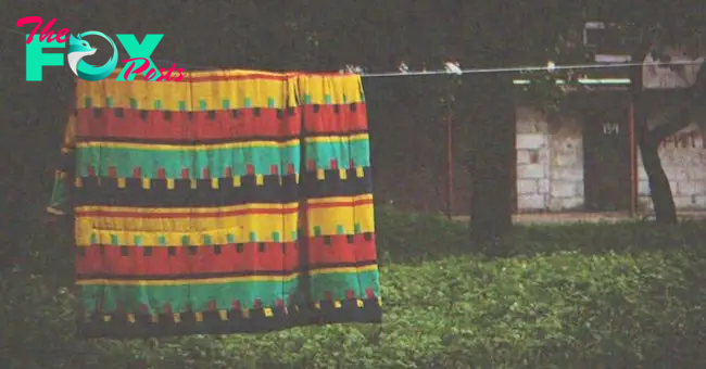 Edward grabbed an old blanket from his grandmother's house. | Source: Shutterstock