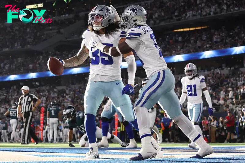 The Cowboys keep getting hit with bad news on top of a bad season, and during Sunday's loss to the Eagles, it looked like they lost another valuable player.