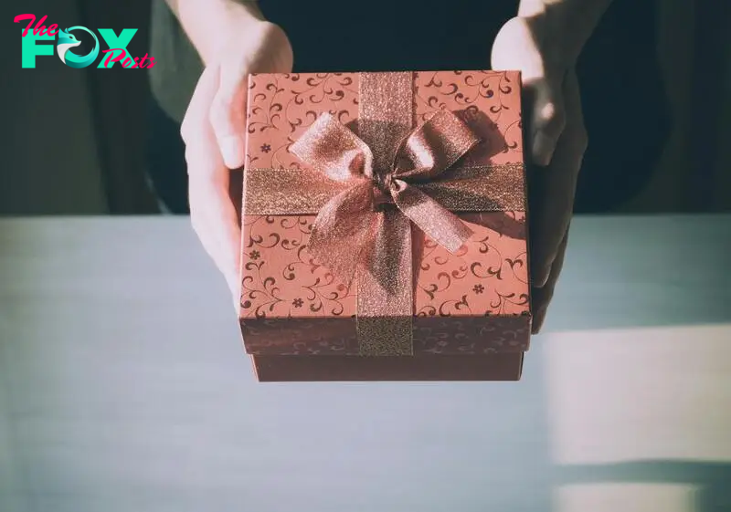 Gift | Source: Pexels