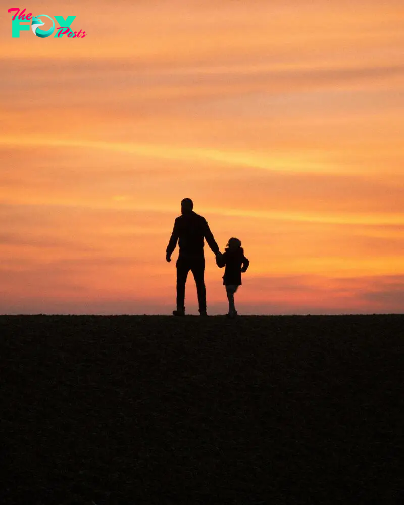 Father and daughter | Source: Pexels