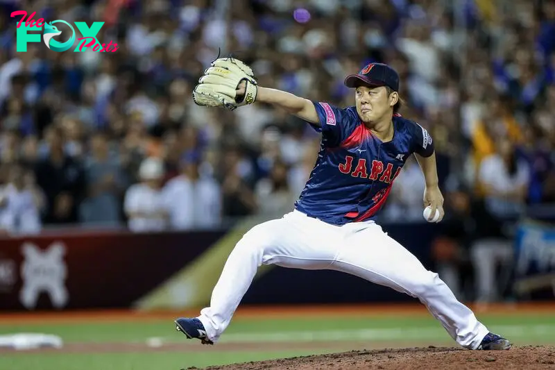 Japan's pitcher Shota Suzuki 