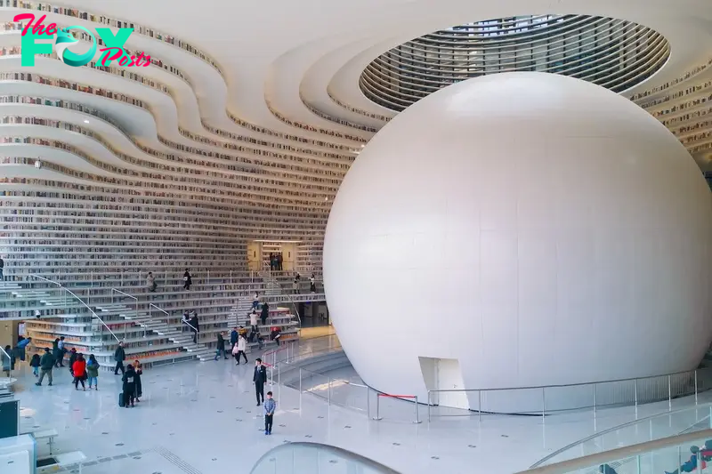 Tianjin Binhai Library