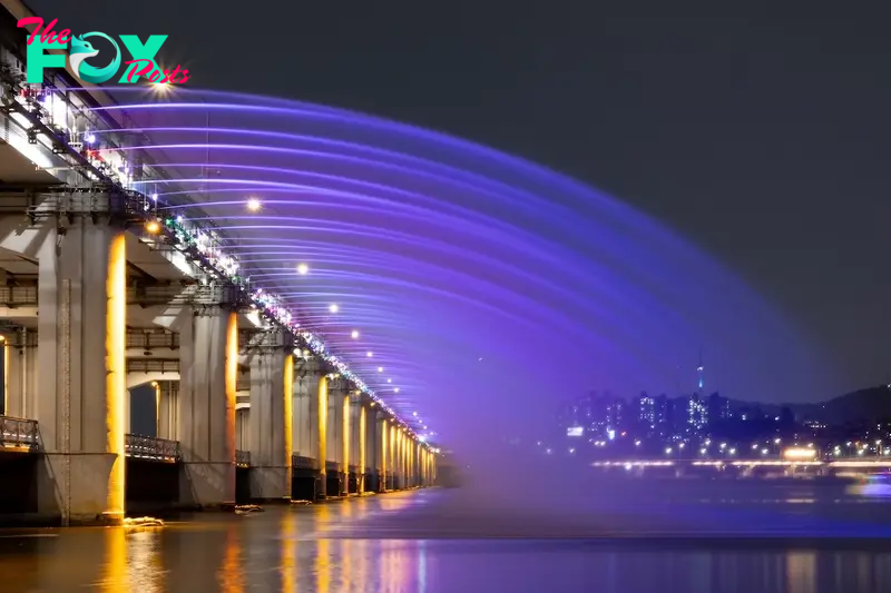 Banpo Bridge