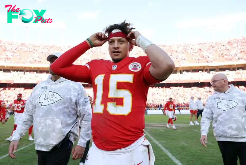 The Kansas City Chiefs are trying to do something no other NFL team has done: threpeat, so let’s take a look at the staggering salary package of their star quarterback.