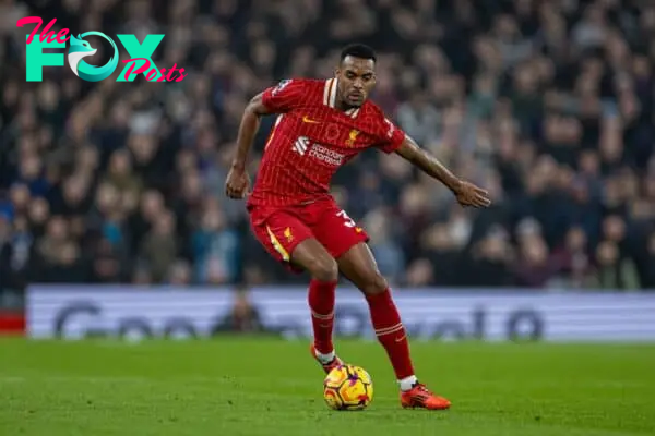 LIVERPOOL, ENGLAND - Saturday, November 9, 2024: Liverpool's Ryan Gravenberch during the FA Premier League match between Liverpool FC and Aston Villa FC at Anfield. (Photo by David Rawcliffe/Propaganda)