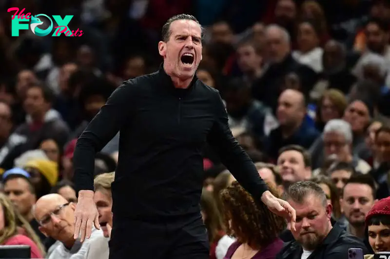 Cleveland Cavaliers head coach Kenny Atkinson 