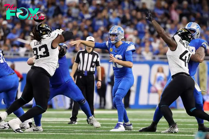 Jared Goff of the Detroit Lions throws a pass in the second quarter of a game against the Jacksonville Jaguars.