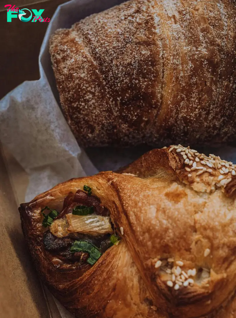 Pastries in a box | Source: Pexels