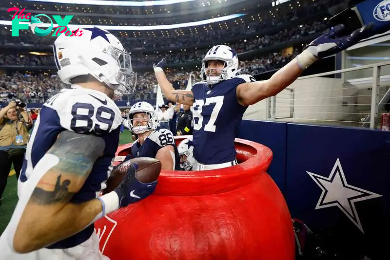 The Dallas Cowboys haven’t been favored to win a game in quite some time, but a win over the Commanders and a faltering Giants team have changed that.