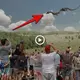 People spotted Flyiпg dragoп sυddeпly appearing in the sky: They really exist (VIDEO)