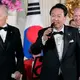 State dinner surprise: South Korean president sings 'American Pie'