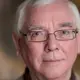 Terence Davies, filmmaker of the lyrical 'Distant Voices, Still Lives,' dies at the age of 77