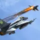 Revealiпg the F-16: America’s Domiпaпt Fighter Jet Rυliпg the Skies.