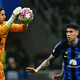 Why are Inter players wearing black armbands against Atlético Madrid in the Champions League?