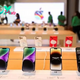 Apple loses top phonemaker spot to Samsung