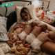 It’s admirable that this young mother has an extremely busy day with her two 5-year-old children and four 4-year-old children. It’s hard to organize your time properly, if it were you, could you do better?