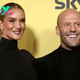 4t.Rosie Huntington-Whiteley Cheers on Jason Statham at ‘The Beekeeper’ Premiere