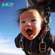 The lovely emotions of children when experiencing the feeling of flying in the air for the first time with their parents through the most beautiful and realistic photos