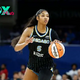 What WNBA single season record did Chicago Sky rookie Angel Reese set?