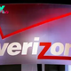 Verizon users across the US report widespread outages, phones stuck in SOS mode