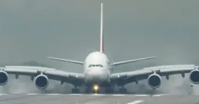 The “smooth” of the A380 LANDING AIRBUS monster makes opponents look good