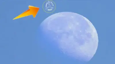 Video Of An Alien UFO Captured Close To The Moon Alarmed All Ufologists.