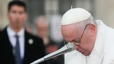 Pope weeps in Rome as he prays for peace in Ukraine