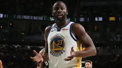Warriors' Draymond Green says fan ejected from loss vs. Bucks was threatening his life