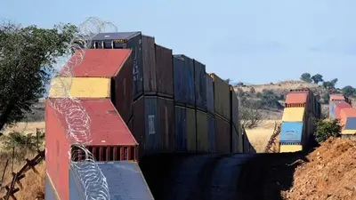 US sues Arizona over shipping containers on Mexico border